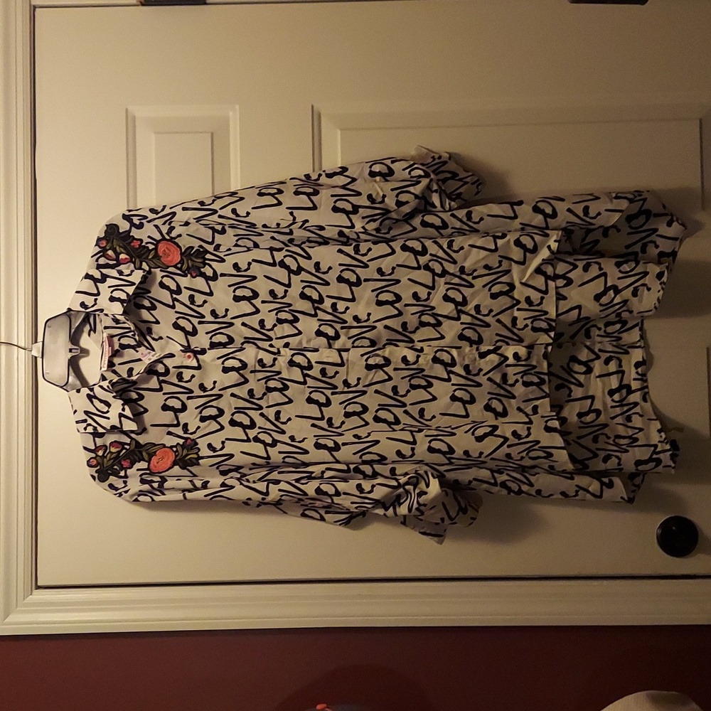 Women's Mishca Love shirt